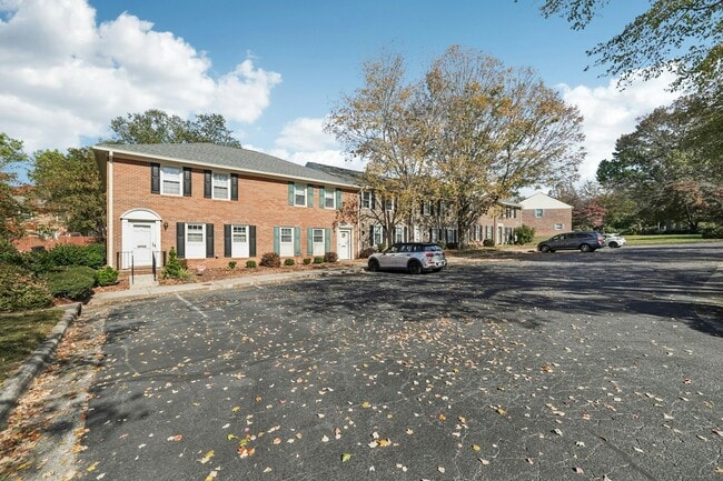 Photo - 3915 Valley Ct Townhome