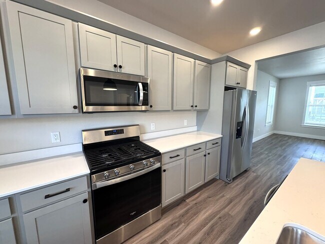 Foto del edificio - 3 Bed / 2.5 Bath Modern Home on Billings West End