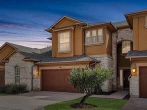 Building Photo - 2210 Onion Creek Pkwy