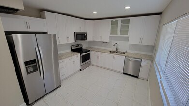 Building Photo - 6289 Lear Dr