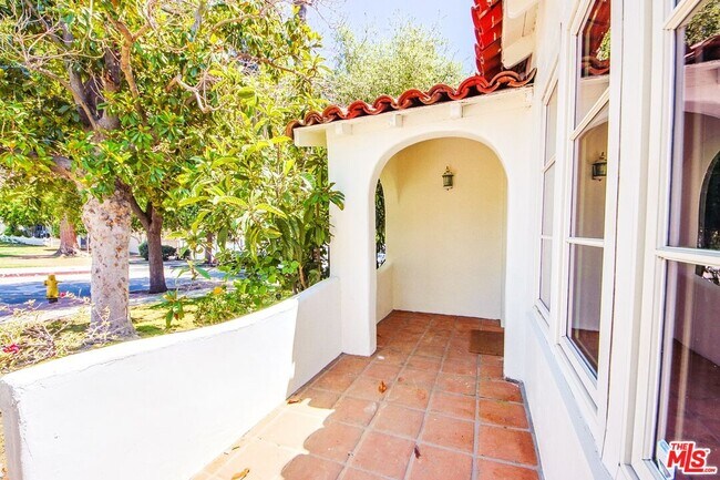 Foto del edificio - 1257 Virginia Ave