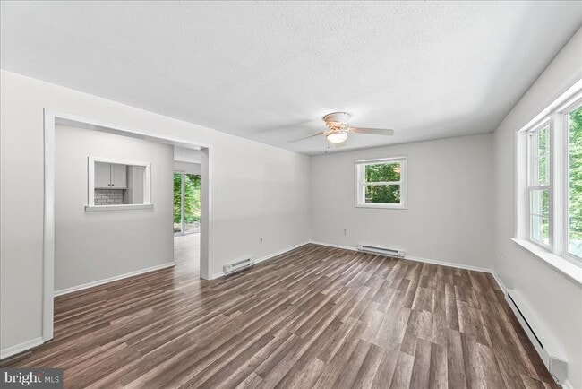 Building Photo - 436 Spackman Ln