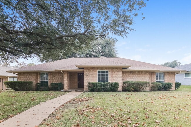 Building Photo - 306 Cardinal Creek Dr