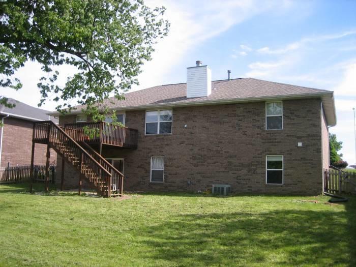 Foto del edificio - Great location! Kickapoo Schools! 4 Bedroom 2 Bath 2 Car Garage