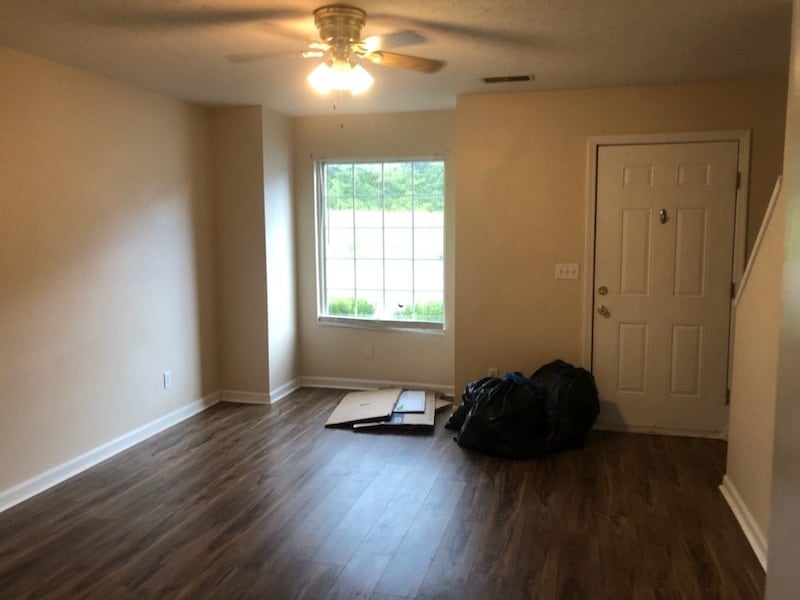 Primary Photo - 142 Ashberry Dr