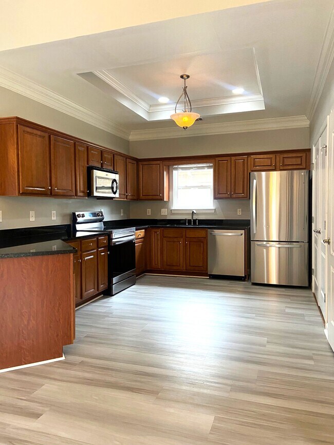 Building Photo - 256 Oxmoor Pl