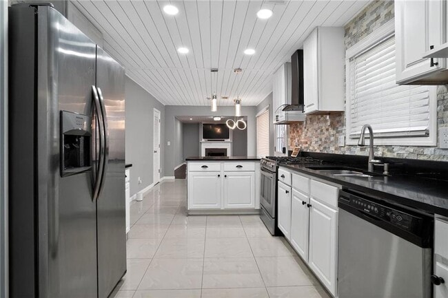 Building Photo - 1234 Carriage Trace Cir