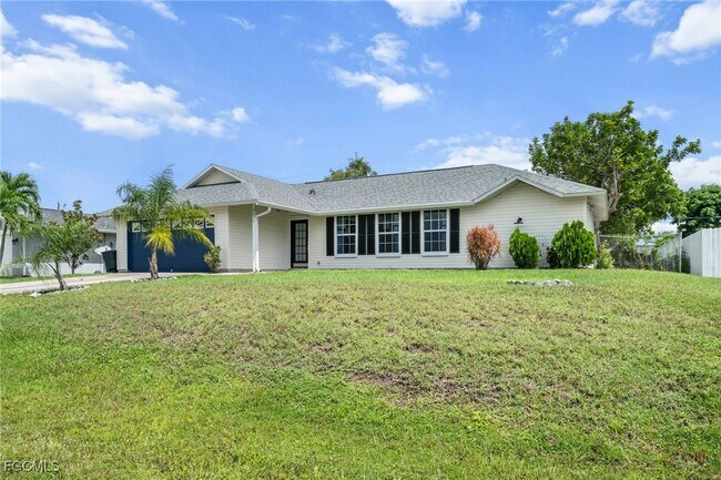 Foto del edificio - 3911 SW 11th Pl