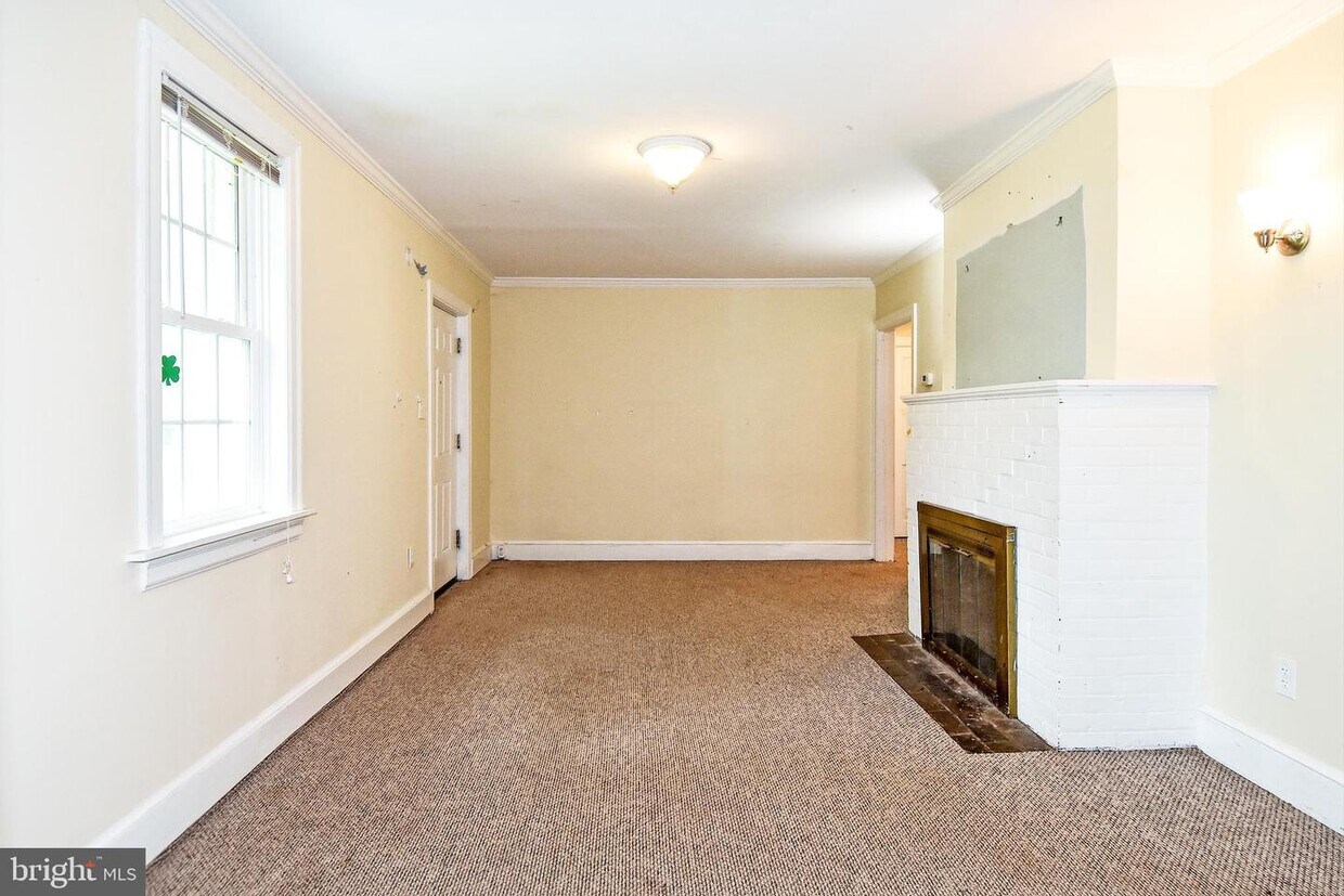 Primary Photo - 2905 Boswell Ave