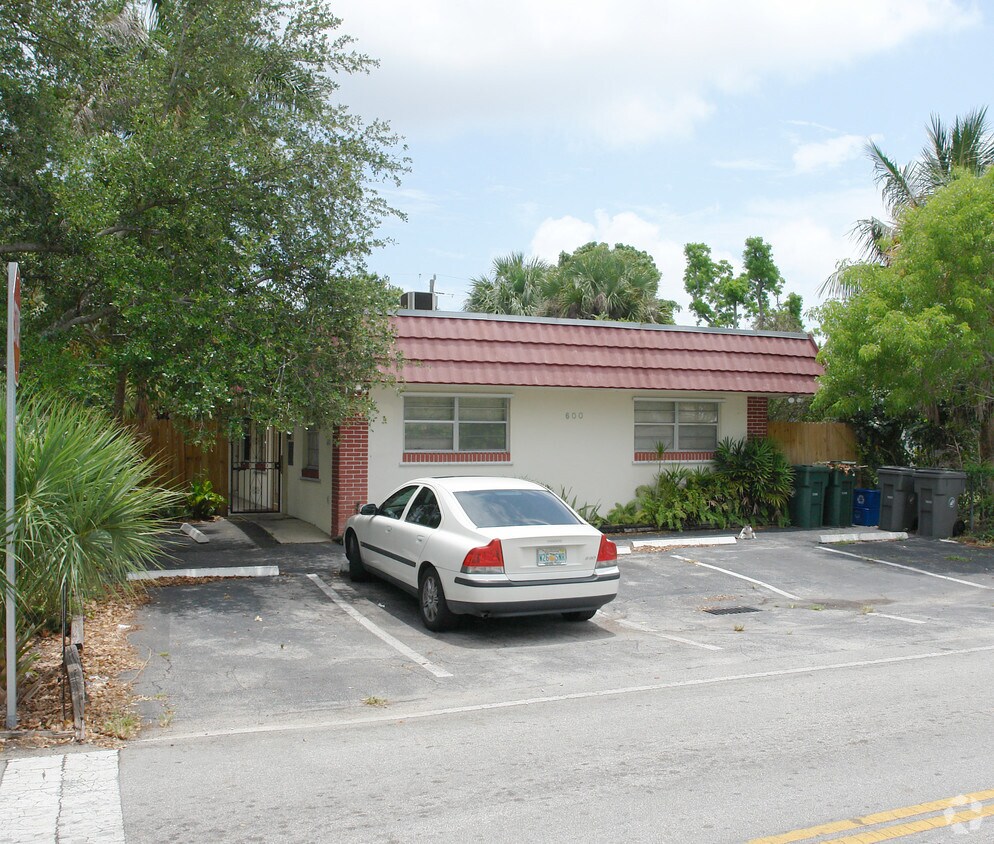 Foto principal - 600 SW 13th Ave