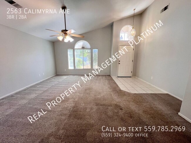Building Photo - 2563 Calimyrna Ave