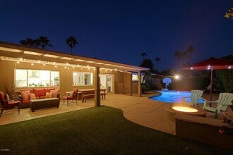 Building Photo - 8881 E Gray Rd