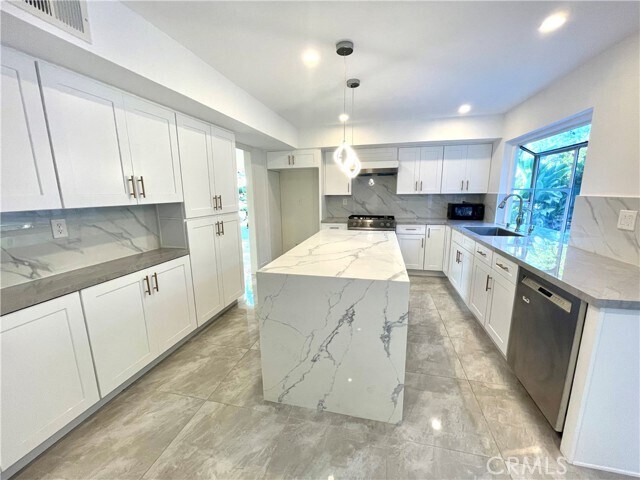 Foto del edificio - 15647 Tall Oak Dr