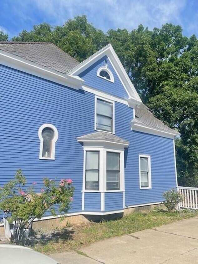 Photo - 116 W. Mckay St.