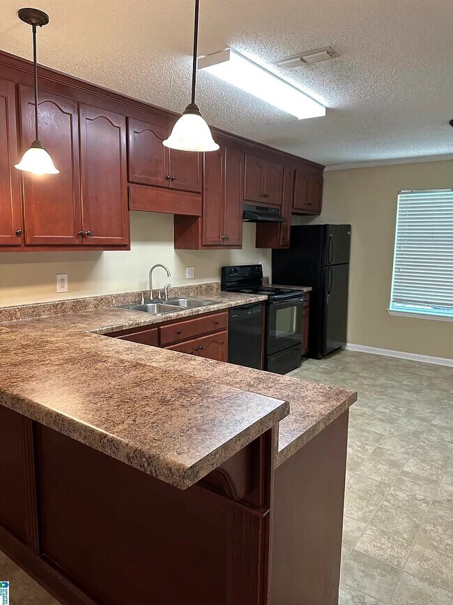 Foto del edificio - 121 Jackson Ln