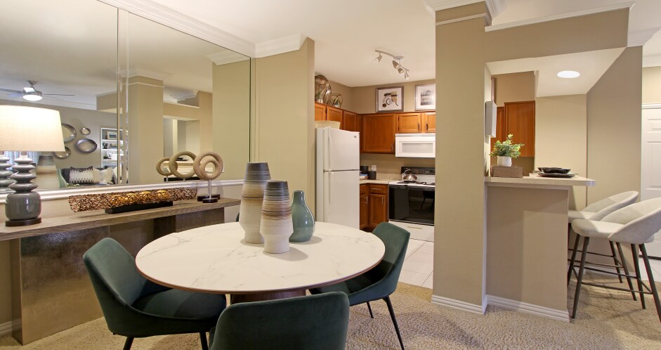 Foto principal - The Dorchester Apartments
