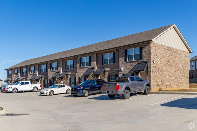 Building Photo - Pinebrook Apartments