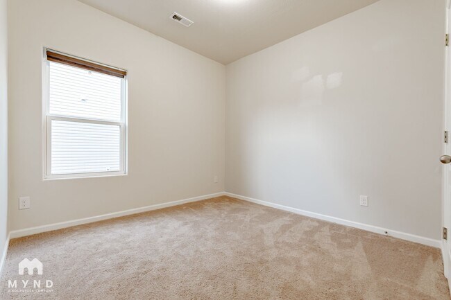 Building Photo - 7312 Amberly Hills Rd