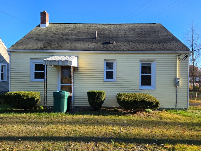 Building Photo - 4619 Highland Ave