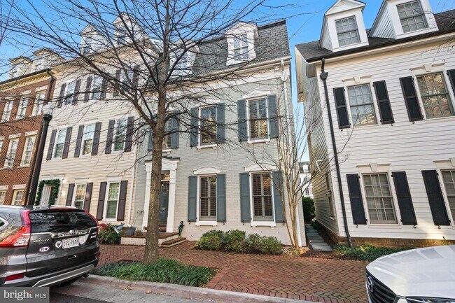 Building Photo - 720 Bracey Ln