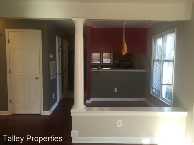 Foto del edificio - 433 W 8th St