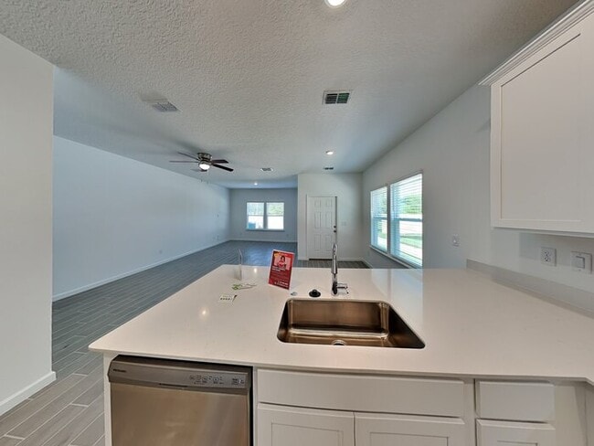 Building Photo - 2165 Windward Cay Ln