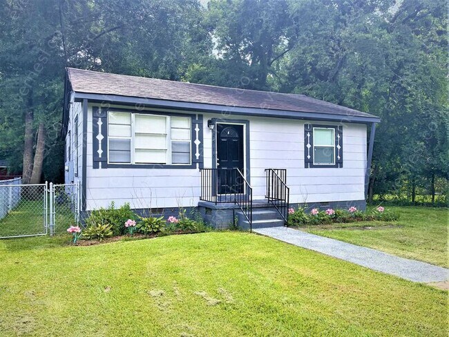 Foto del edificio - 2515 Emmett Ave