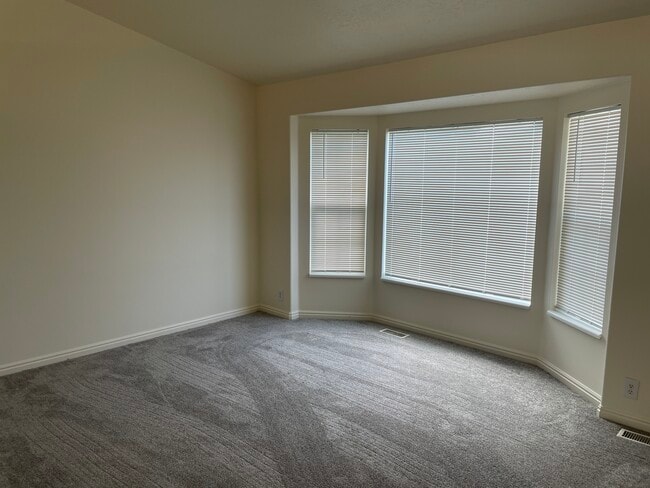 Building Photo - 6435 S Wakefield Way