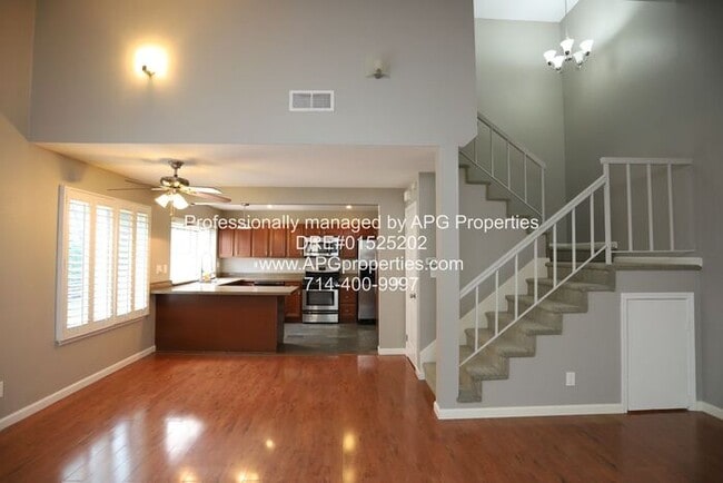 Building Photo - 3 Bedroom / 2.5 Bathroom End Unit Condo wi...