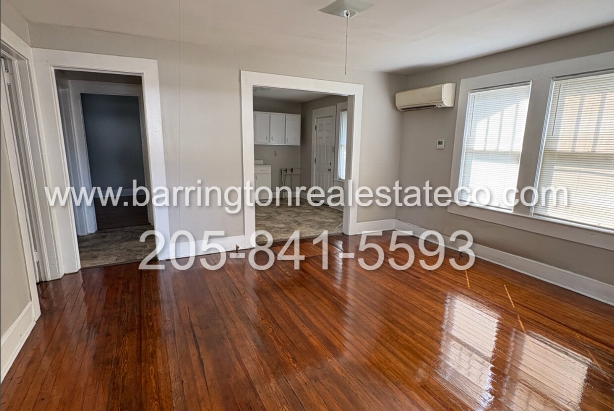 Foto del edificio - 1137 Sloan Ave