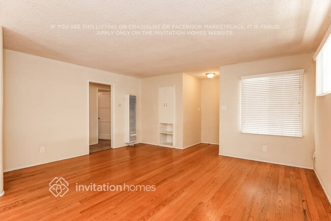 Foto del edificio - 13403 Traub Ave