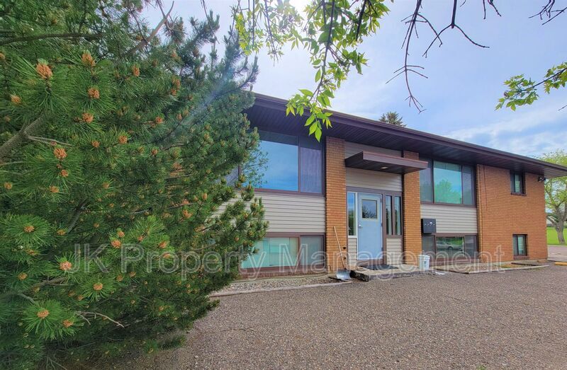 4613 5th Ave S Unit 3, Great Falls, MT 59405 Condo for Rent in Great