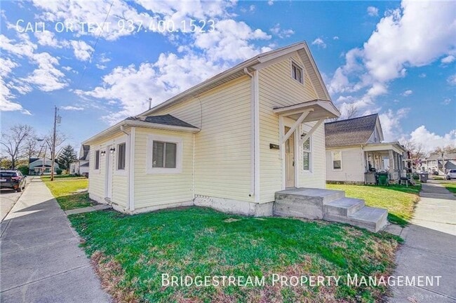 Building Photo - Cozy Studio Unit Available in Troy near Ma...