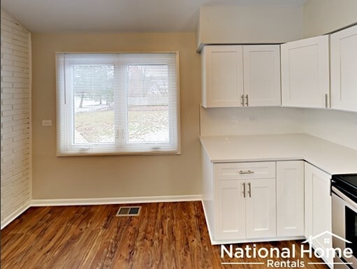 Building Photo - 3571 Donovan Dr