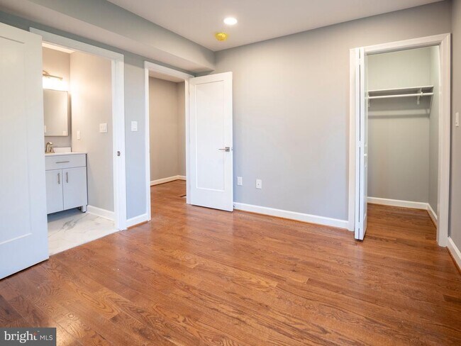 Foto del edificio - 5508 B St SE