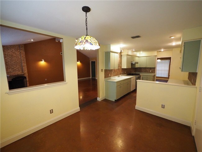 Building Photo - 11602 Sterlinghill Dr