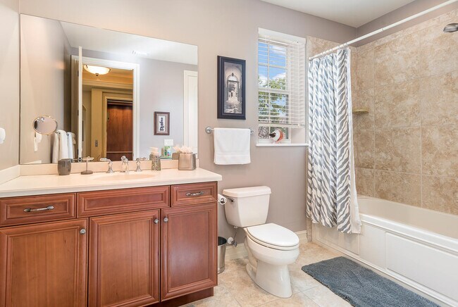 Building Photo - 10750 Vivaldi Ct