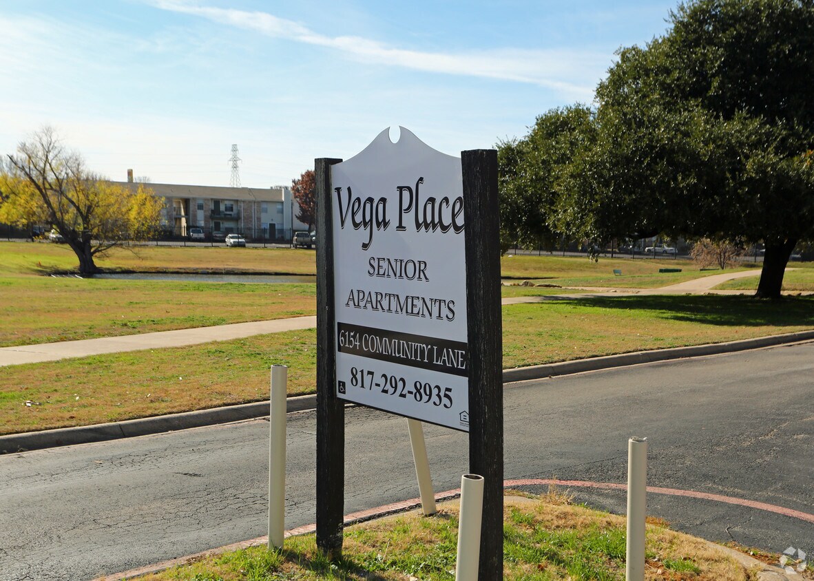 Foto del edificio - Vega Place Apartments