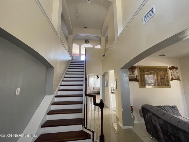 Building Photo - 3542 Victoria Lakes Dr W