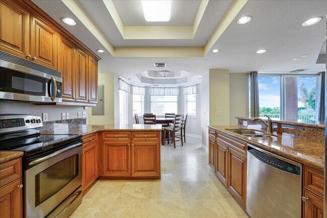Foto del edificio - 1395 S Ocean Blvd
