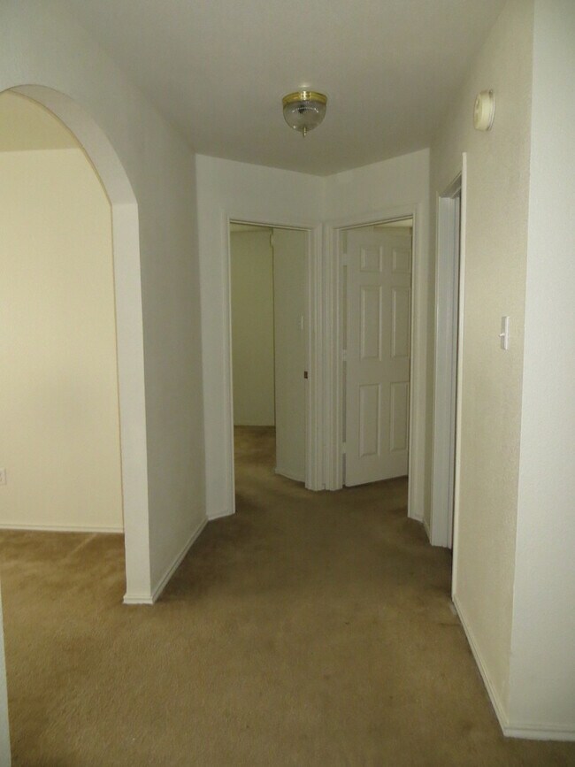 Foto del edificio - COMING SOON!