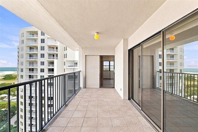Foto del edificio - 1230 Gulf Blvd