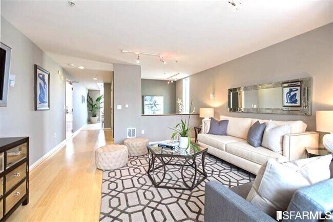Foto del edificio - 3208 Pierce St