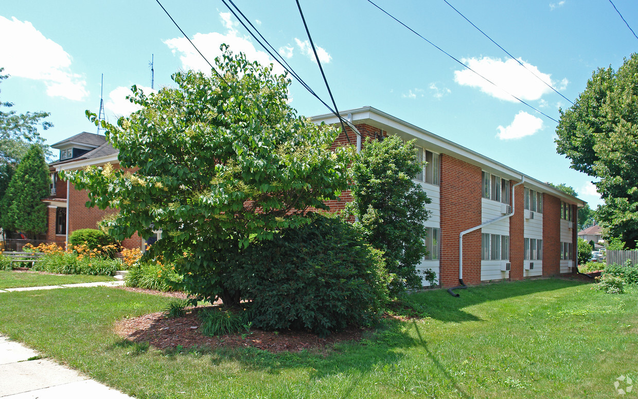 Building Photo - 1932 Taylor Ave