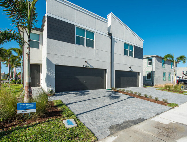 Foto del edificio - 3918 SE Mentmore Ln
