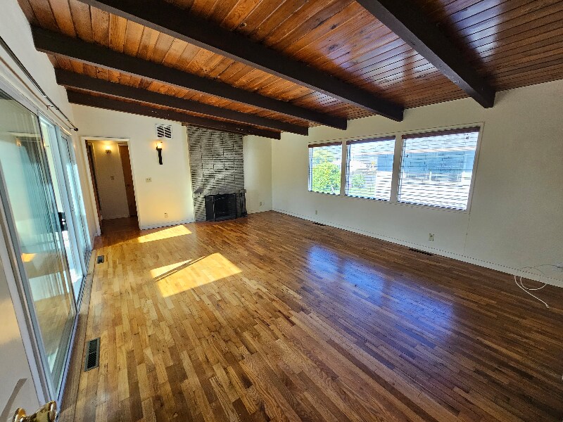 Foto principal - 511 NE 8th St