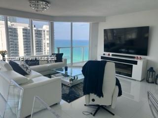 Foto del edificio - 16699 Collins Ave