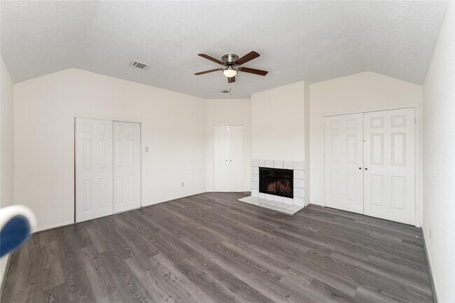 Foto del edificio - 6422 Chatham Island Ln