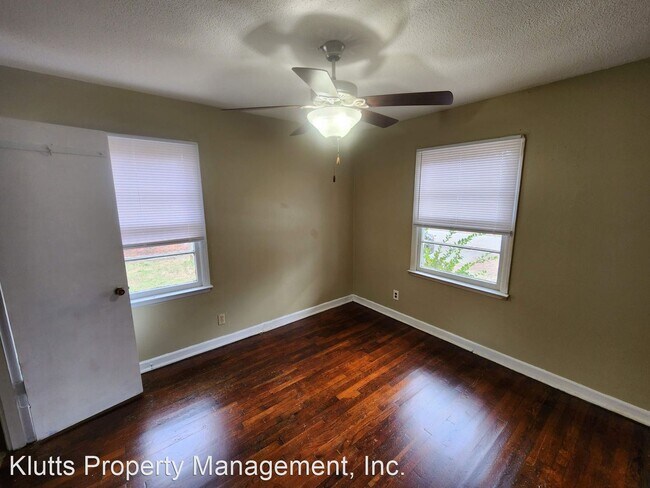 Building Photo - 2 br, 1 bath House - 3212 Seymour Dr Apt #1