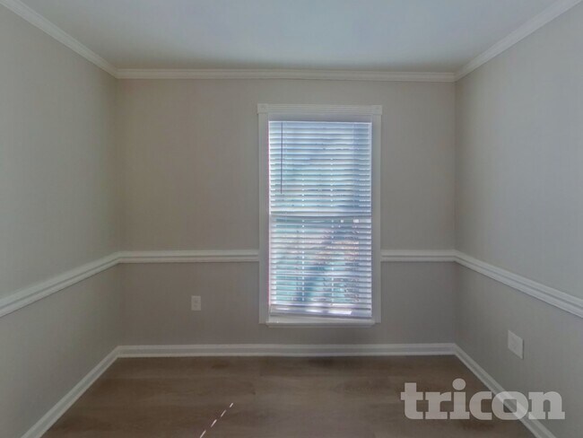 Foto del edificio - 5704 Ebley Ln